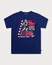 Load image into Gallery viewer, L&amp;L – NFL 23 Series Patriots Quarterback – ’94 Campus T-Shirt blue
