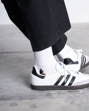 Load image into Gallery viewer, L&amp;L – Maulwurf Huh? – &#39;90 Sport Socks white
