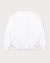 Lade das Bild in den Galerie-Viewer, L&amp;L – Karla Kolumna Farbfilm – &#39;96 Box Sweater white
