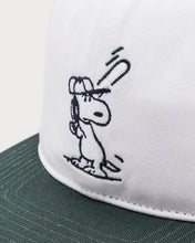 Load image into Gallery viewer, L&amp;L – Snoopy Backyard Series – &#39;98 Team Snapback white/green
