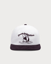 Lade das Bild in den Galerie-Viewer, L&amp;L – Snoopy Dream Destinations – &#39;15 Merch Cap white/purple
