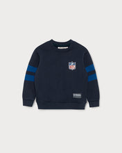 Load image into Gallery viewer, L&amp;L – NFL Benjamin als Footballer – ’96 Box Sweater KIDS navy
