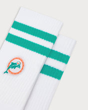 Load image into Gallery viewer, L&amp;L – NFL Classics Dolphins Stripes – ’90 Sport Socks white
