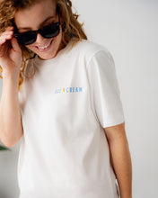 Lade das Bild in den Galerie-Viewer, L&amp;L – Peppa Pig Ice Cream – &#39;94 Campus T-Shirt white
