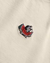 Load image into Gallery viewer, L&amp;L – Maulwurf Melone – &#39;94 Campus T-Shirt beige
