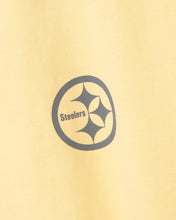 Charger l&#39;image dans la galerie, L&amp;L – NFL Classics Steelers – ’89 Band T-Shirt yellow
