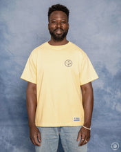 Charger l&#39;image dans la galerie, L&amp;L – NFL Classics Steelers – ’89 Band T-Shirt yellow
