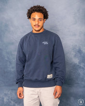 Load image into Gallery viewer, L&amp;L – NFL Classics Lions – ’96 Box Sweater navy

