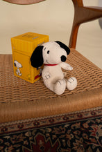 Load image into Gallery viewer, TPG – BON TON TOYS x Snoopy Quilted Jersey Cream – Plush Toy
