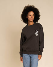 Load image into Gallery viewer, L&amp;L – Idéfix Running – &#39;86 Crew Sweater gray
