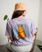 Load image into Gallery viewer, L&amp;L – Maus Yoga – &#39;94 Campus T-Shirt purple
